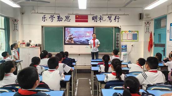 A70ACD6131BA27E98AD13D1F91D8C5FC